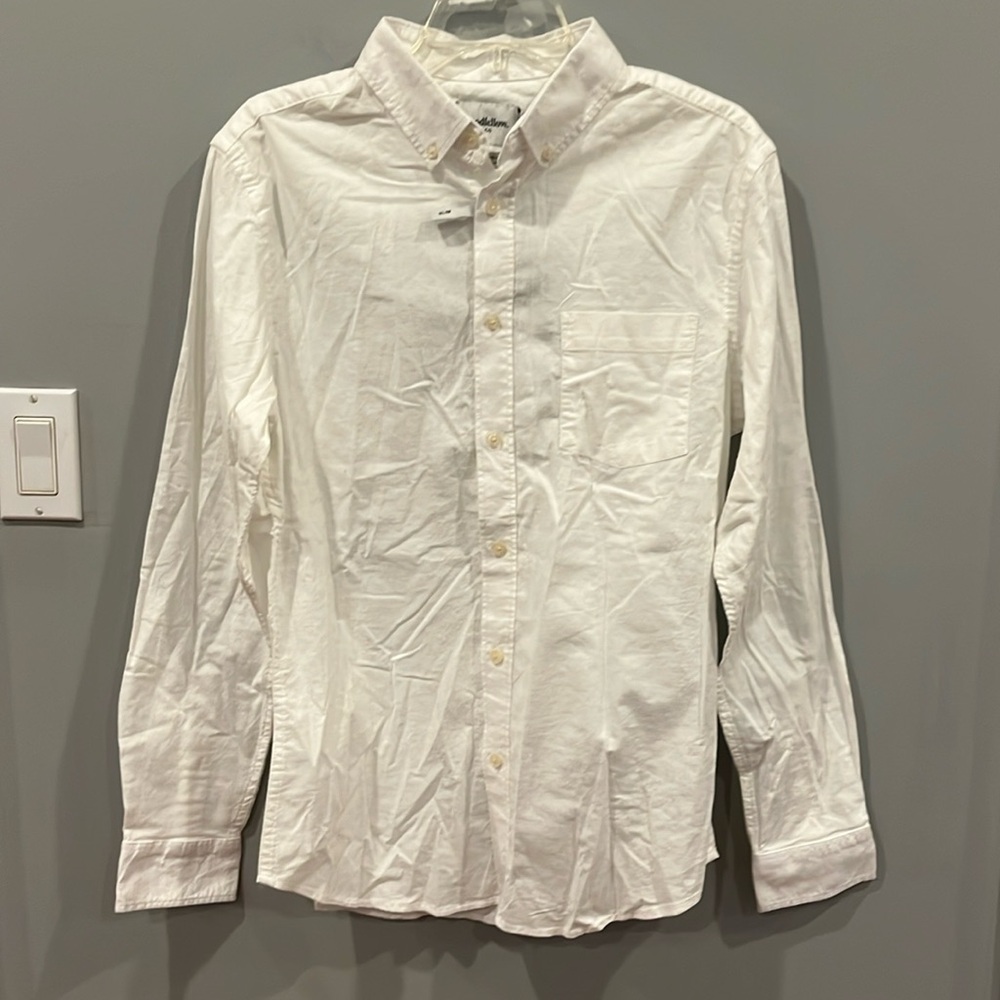 Goodfellow & Co men’s button down size medium NEW WITH TAGS